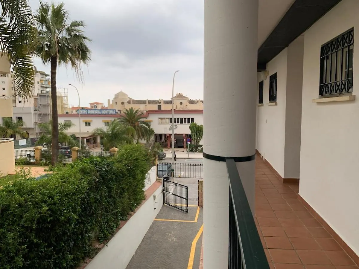 Apartamento En La Carihuela Cerca Playa Torremolinos