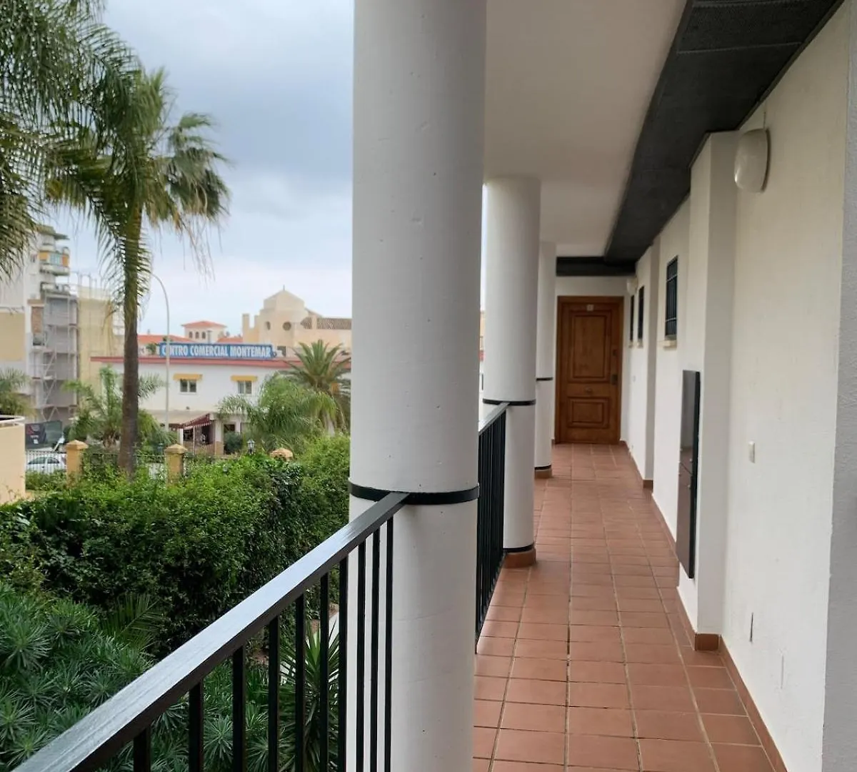 Apartamento En La Carihuela Cerca Playa 토레몰리노스 0*,  스페인