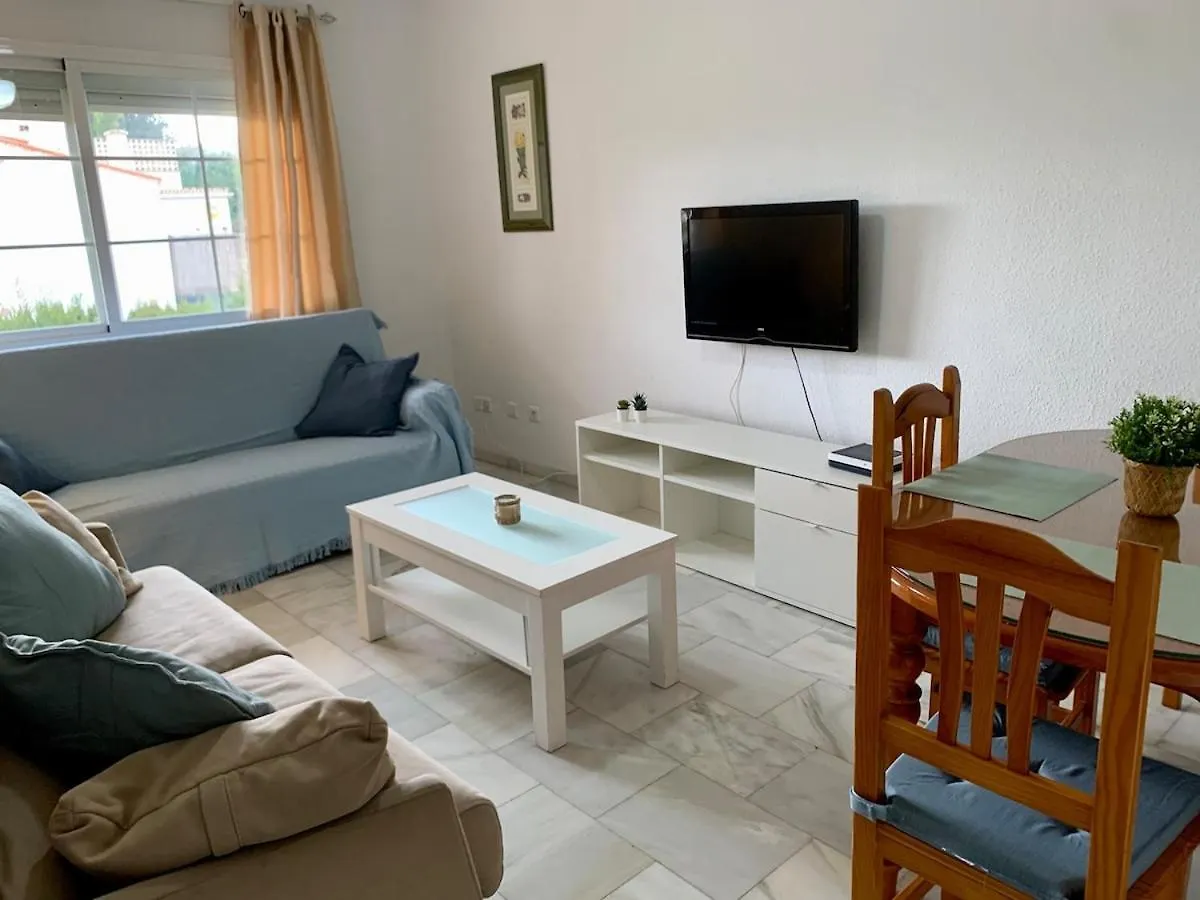 Apartamento En La Carihuela Cerca Playa 토레몰리노스 아파트