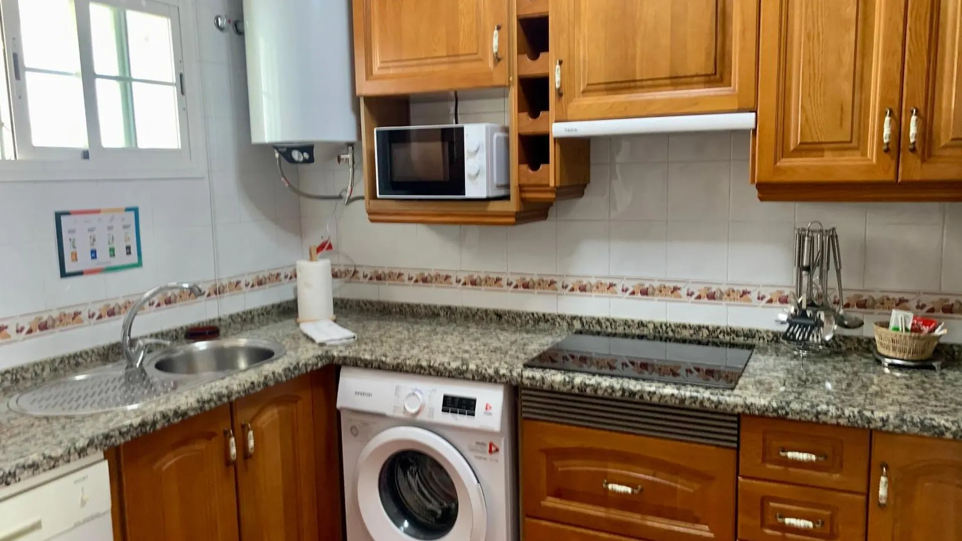 Apartamento En La Carihuela Cerca Playa 토레몰리노스 스페인